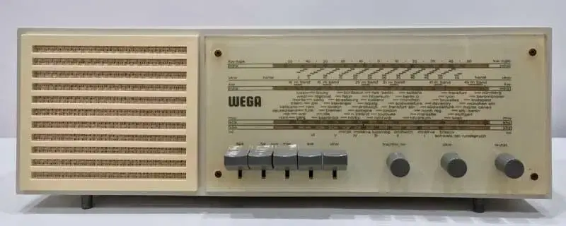 빈티지 진공관 WEGA AM/FM 리시버 라디오